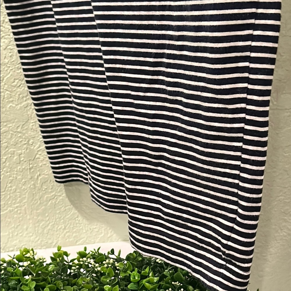 GAP Black and White Casual Raglan Mini Dress - Picture 3 of 9